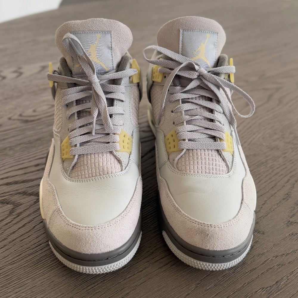 Jordan 4 Retro SE Craft Photon Dust Size 12.5  WORN ONCE - LIKE NEW!